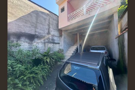 Casa para alugar com 150m², 2 quartos e 3 vagas Casa para alugar com 150m², 2 quartos e 3 vagasGaragem