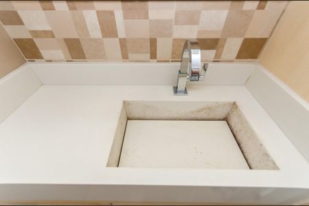 Apartamento para alugar com 57m², 2 quartos e 1 vaga Apartamento para alugar com 57m², 2 quartos e 1 vagaBanheiro