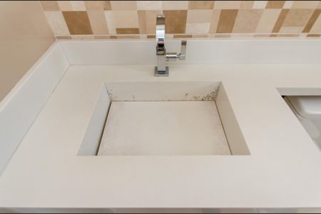 Apartamento para alugar com 57m², 2 quartos e 1 vaga Apartamento para alugar com 57m², 2 quartos e 1 vagaSuíte - Banheiro