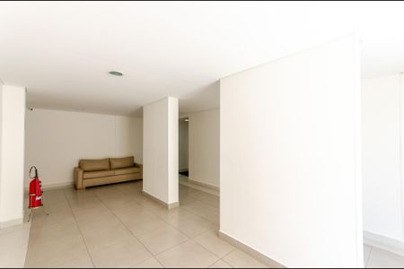 Apartamento para alugar com 57m², 2 quartos e 1 vaga Apartamento para alugar com 57m², 2 quartos e 1 vagaHall de entrada