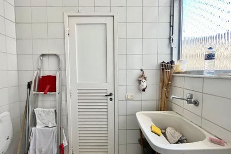 Apartamento à venda com 155m², 3 quartos e 1 vaga Apartamento à venda com 155m², 3 quartos e 1 vagaÁrea de Serviço