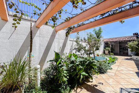 Casa à venda com 250m², 3 quartos e 4 vagasÁrea externa