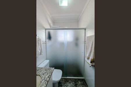 Casa à venda com 250m², 3 quartos e 4 vagasBanheiro da Suíte