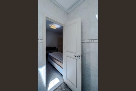 Casa à venda com 250m², 3 quartos e 4 vagasBanheiro da Suíte 2