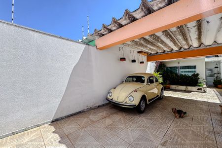 Casa à venda com 250m², 3 quartos e 4 vagasGaragem