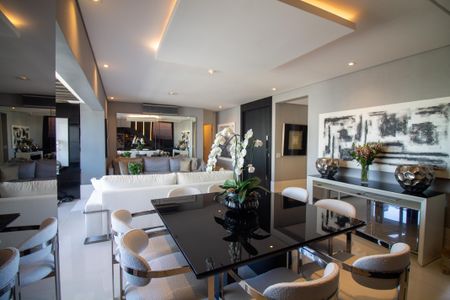 Apartamento à venda com 305m², 3 quartos e 3 vagasSala de Jantar