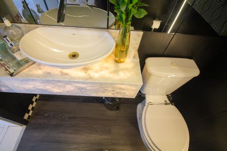 Apartamento à venda com 305m², 3 quartos e 3 vagasLavabo 2