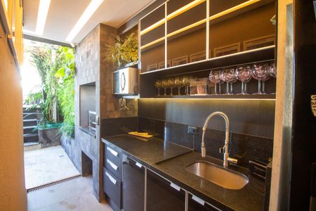 Apartamento à venda com 305m², 3 quartos e 3 vagasChurrasqueira