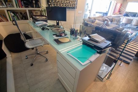 Apartamento à venda com 305m², 3 quartos e 3 vagasEscritório