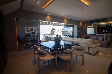 Apartamento à venda com 305m², 3 quartos e 3 vagasSala de Jantar