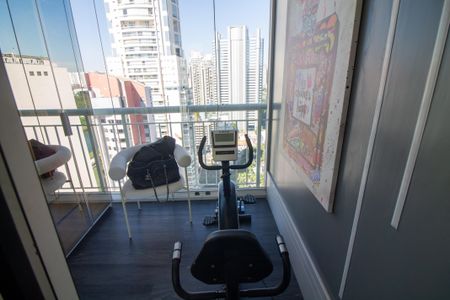 Apartamento à venda com 305m², 3 quartos e 3 vagasCloset Suíte 3 / Academia