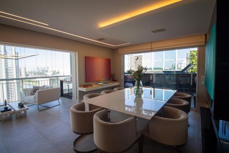 Apartamento à venda com 305m², 3 quartos e 3 vagasSala de Almoço - Churrasqueira