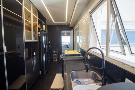 Apartamento à venda com 305m², 3 quartos e 3 vagasCozinha