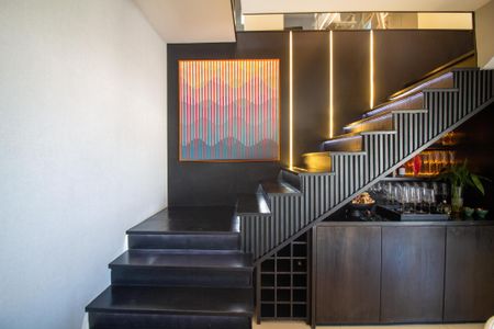 Apartamento à venda com 305m², 3 quartos e 3 vagasEscada