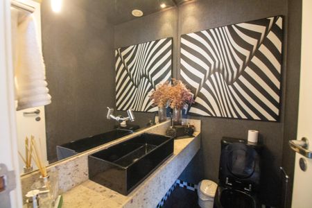 Apartamento à venda com 305m², 3 quartos e 3 vagasLavabo 1