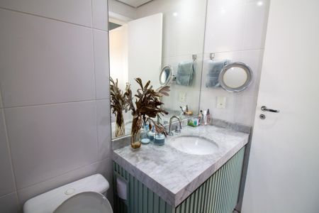 Apartamento à venda com 305m², 3 quartos e 3 vagasBanheiro da Suíte 2