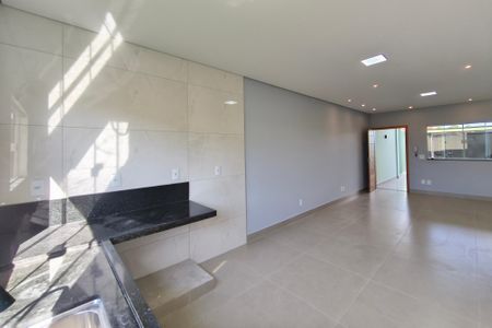Casa à venda com 125m², 3 quartos e 2 vagasCozinha
