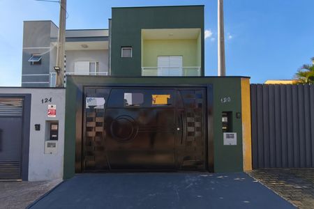 Casa à venda com 125m², 3 quartos e 2 vagasFachada