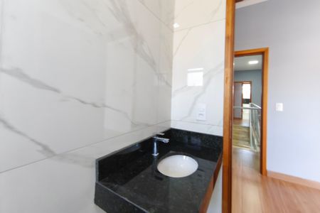 Casa à venda com 125m², 3 quartos e 2 vagasBanheiro Suíte 3