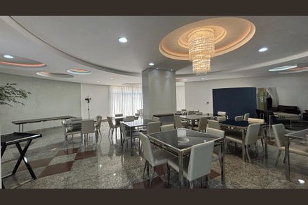 Apartamento à venda com 216m², 4 quartos e 4 vagasSalão de Festas