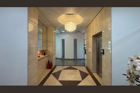 Apartamento à venda com 216m², 4 quartos e 4 vagasHall