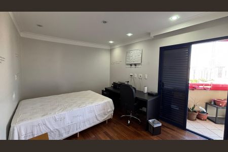 Apartamento à venda com 216m², 4 quartos e 4 vagasSuite 1
