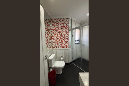 Apartamento à venda com 216m², 4 quartos e 4 vagasBanheiro da Suíte 1