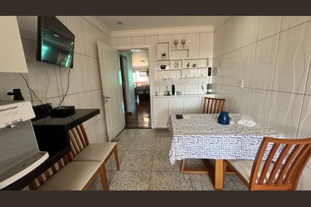Apartamento à venda com 216m², 4 quartos e 4 vagasCozinha