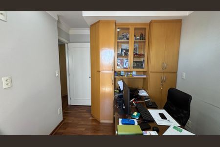 Apartamento à venda com 216m², 4 quartos e 4 vagasQuarto 1