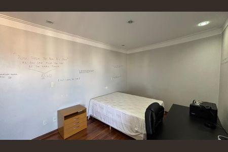 Apartamento à venda com 216m², 4 quartos e 4 vagasSuite 1