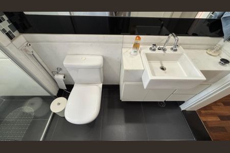 Apartamento à venda com 216m², 4 quartos e 4 vagasBanheiro