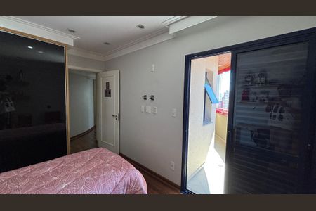 Apartamento à venda com 216m², 4 quartos e 4 vagasQuarto 2