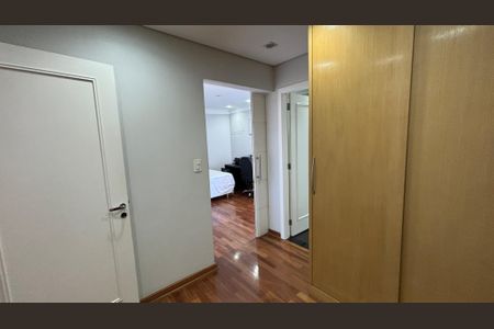Apartamento à venda com 216m², 4 quartos e 4 vagasSuite 1