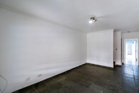 Casa à venda com 110m², 2 quartos e 1 vaga