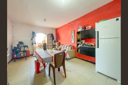 Sala e Cozinha de casa para alugar com 2 quartos, 80m² em Conceicao, Osasco