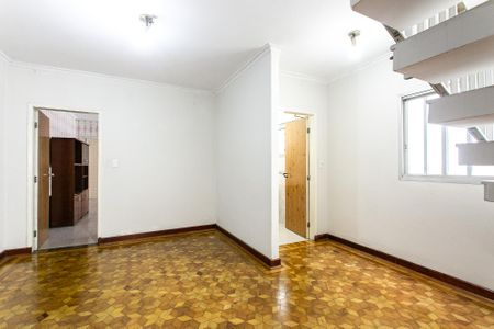 Casa à venda com 296m², 4 quartos e 3 vagasSala