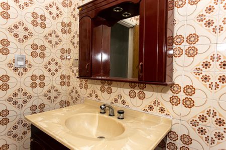 Casa à venda com 296m², 4 quartos e 3 vagasBanheiro