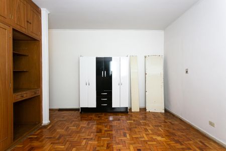 Casa à venda com 296m², 4 quartos e 3 vagasQuarto 2