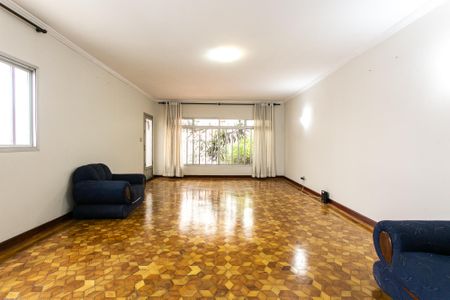 Casa à venda com 296m², 4 quartos e 3 vagasSala