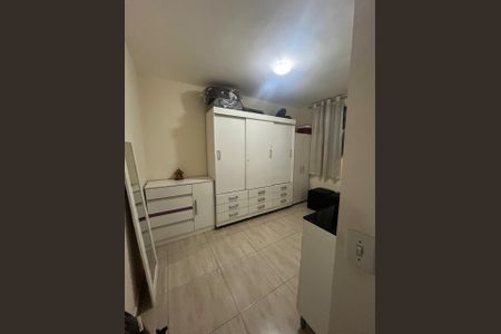 Quarto de apartamento para alugar com 2 quartos, 55m² em Jardim California, Jacareí