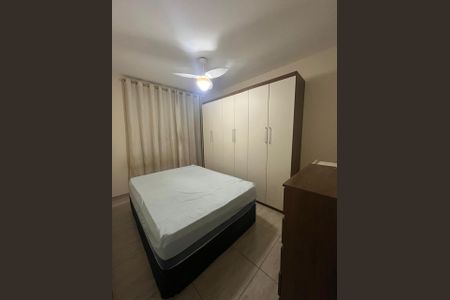 Quarto de apartamento para alugar com 2 quartos, 55m² em Jardim California, Jacareí