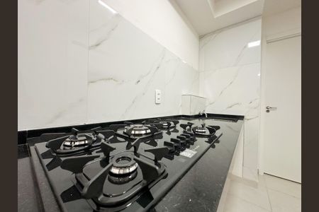 Apartamento para alugar com 34m², 2 quartos e sem vaga Apartamento para alugar com 34m², 2 quartos e sem vagaSala/Cozinha