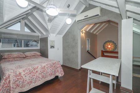 Casa de condomínio à venda com 194m², 3 quartos e 2 vagasQuarto 3