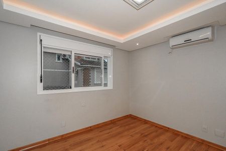 Casa de condomínio à venda com 194m², 3 quartos e 2 vagasQuarto Suíte
