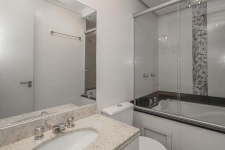 Casa de condomínio à venda com 194m², 3 quartos e 2 vagasBanheiro da Suíte