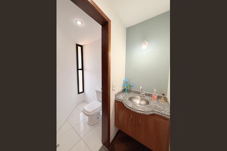 Apartamento à venda com 114m², 4 quartos e 2 vagasLavabo