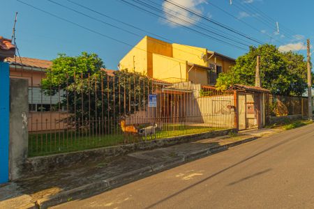 Casa à venda com 100m², 3 quartos e 3 vagasFachada/Vista da Rua