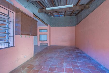 Casa à venda com 100m², 3 quartos e 3 vagasCasa de fundos/Garagem coberta