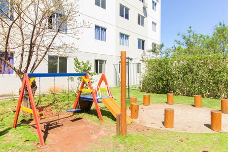 Apartamento à venda com 42m², 2 quartos e 1 vaga Apartamento à venda com 42m², 2 quartos e 1 vagaÁrea comum - Playground