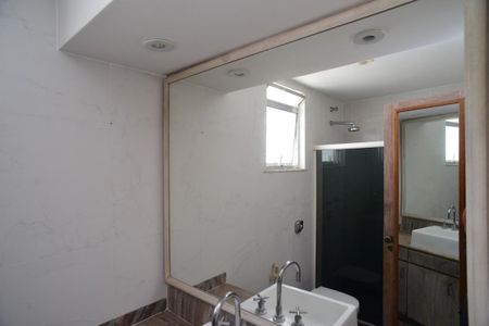 Apartamento à venda com 246m², 3 quartos e 3 vagasBanheiro Suíte